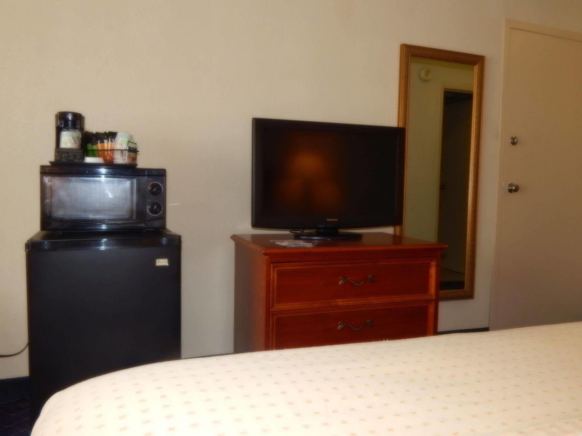 فندق Ramada By Wyndham يونيونتاون المظهر الخارجي الصورة