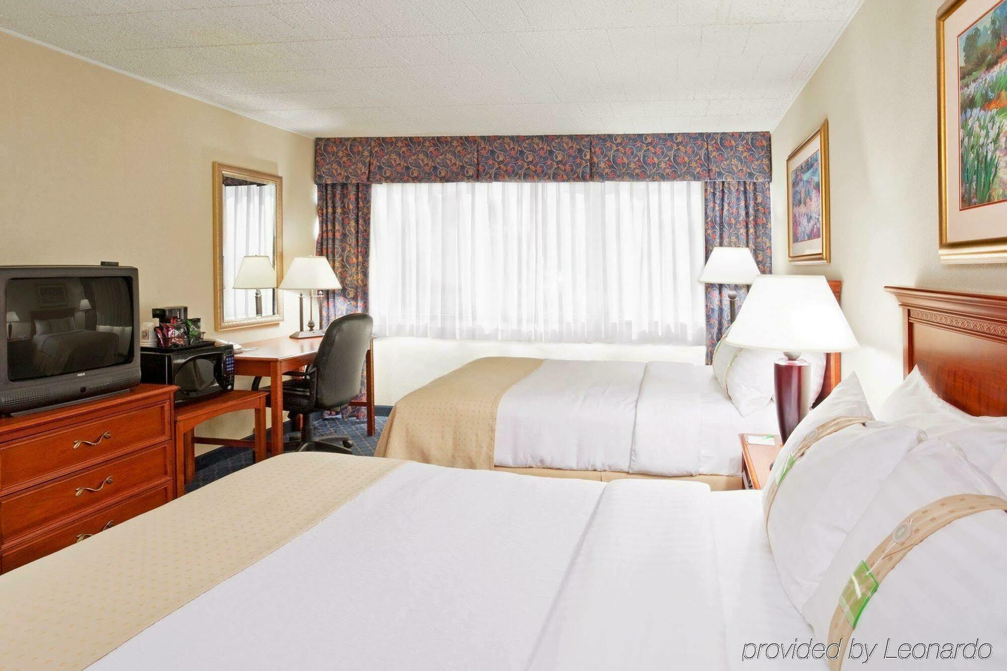 فندق Ramada By Wyndham يونيونتاون المظهر الخارجي الصورة